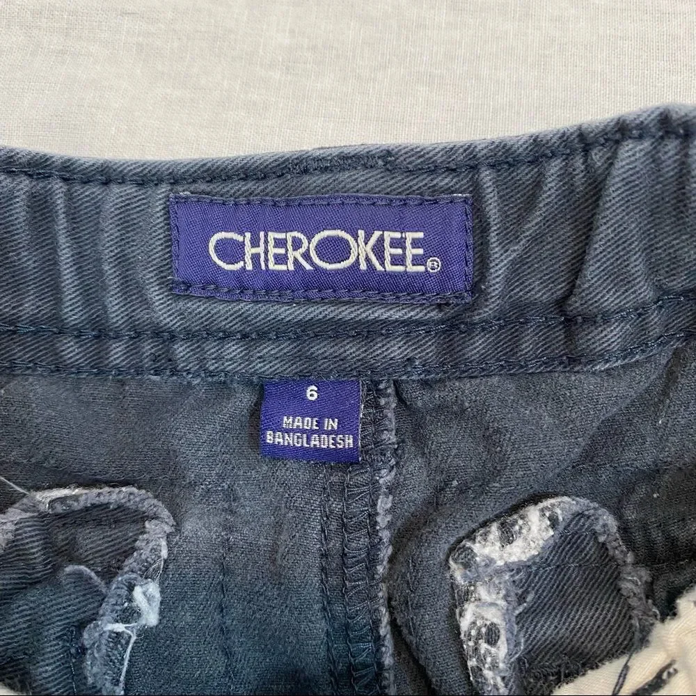 Lot of two‎ Pairs of Boys Cherokee Shorts Size 6